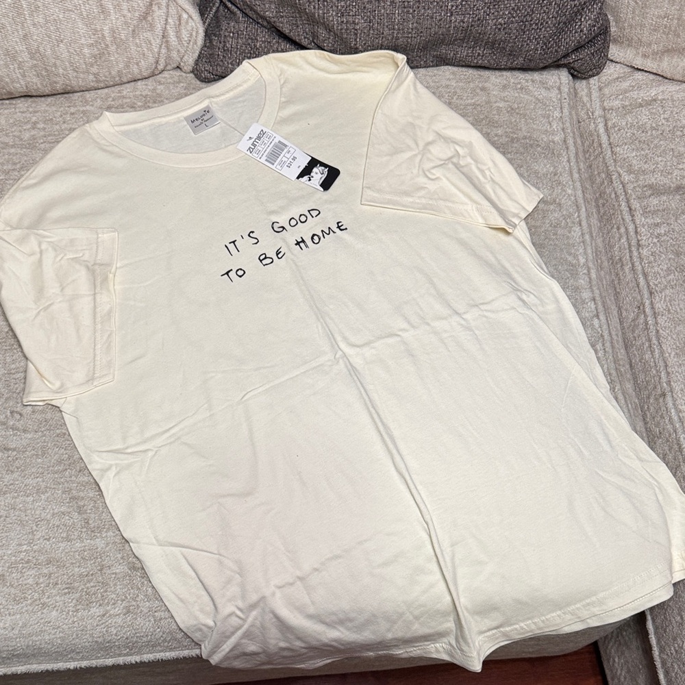 Melodie Cream devil Graphic T-Shirt - “It's Good to Be Home” women’s size L